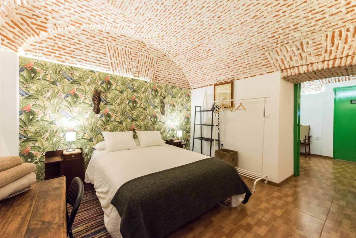 Encomienda Guest House Мадрид Екстер'єр фото