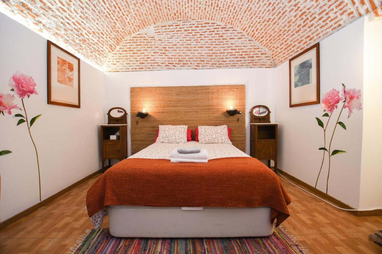 Encomienda Guest House Мадрид Екстер'єр фото